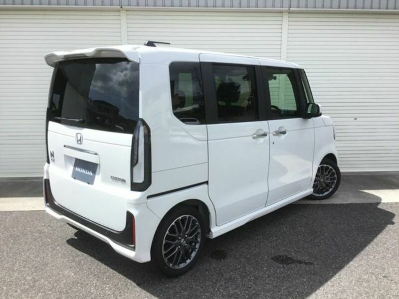 N BOX CUSTOM