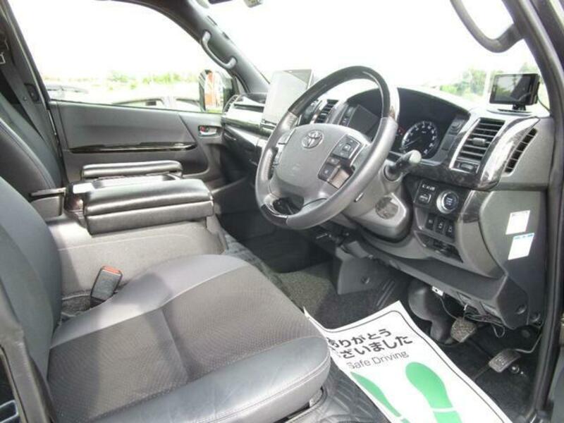 HIACE VAN