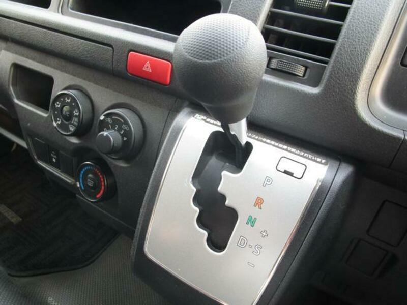 HIACE WAGON