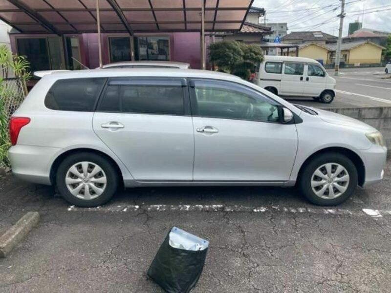COROLLA FIELDER