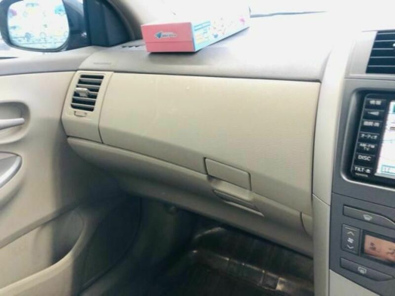 COROLLA AXIO
