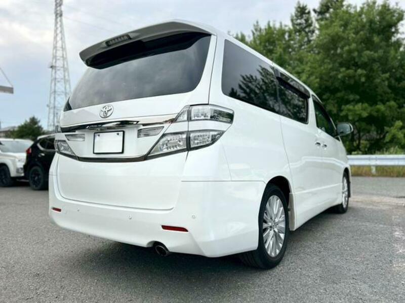 VELLFIRE