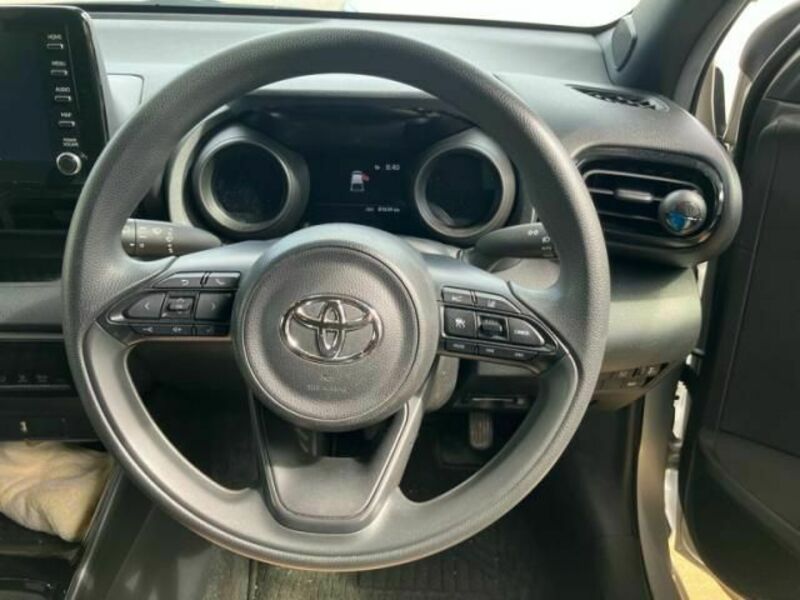 YARIS