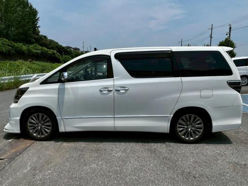 VELLFIRE