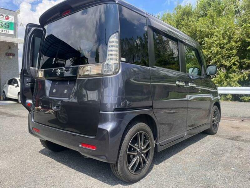 SPACIA CUSTOM