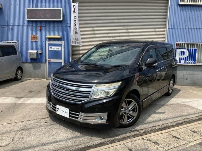 NISSAN ELGRAND
