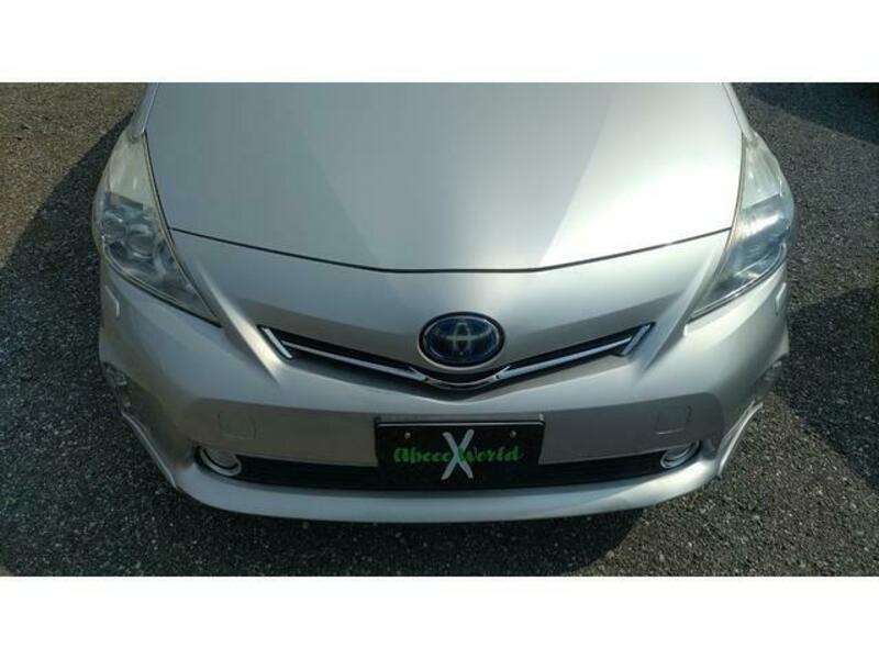 PRIUS ALPHA