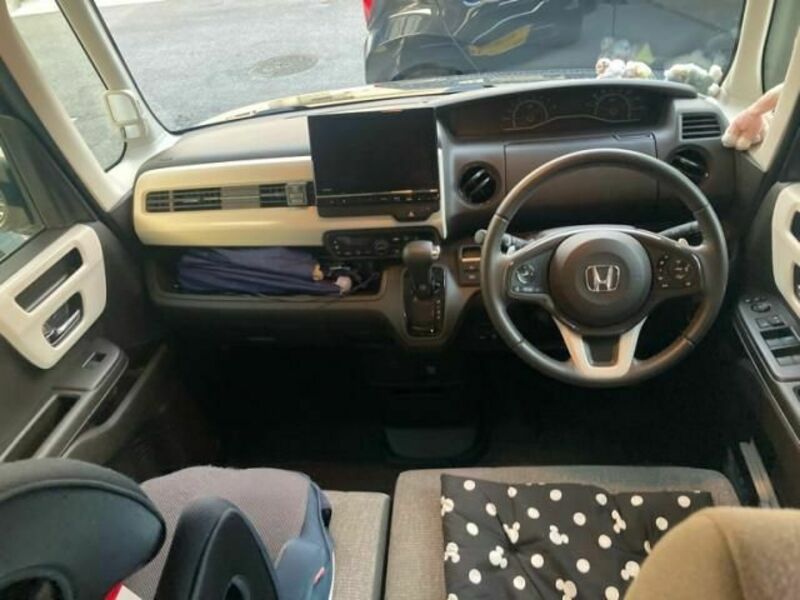 N BOX