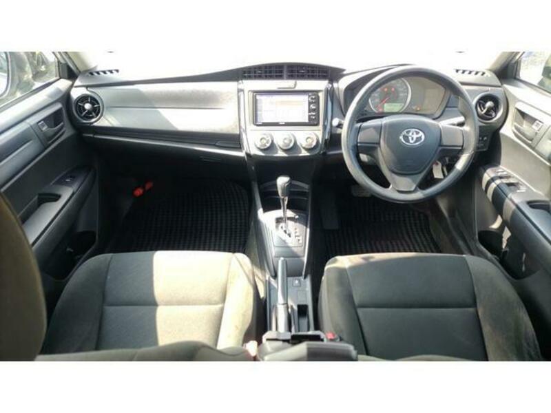 COROLLA AXIO