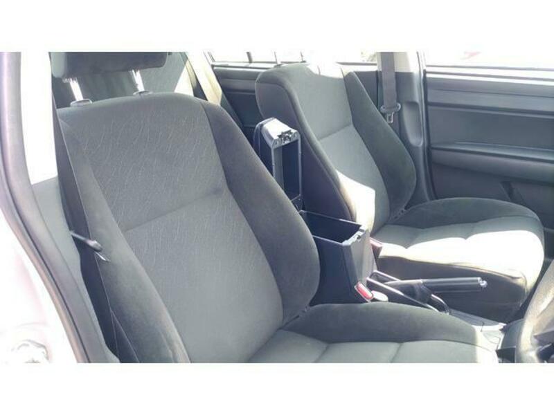 COROLLA AXIO