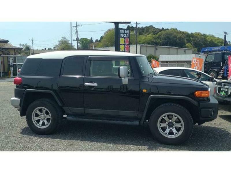 FJ CRUISER