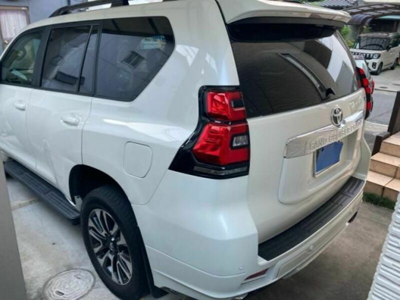LAND CRUISER PRADO