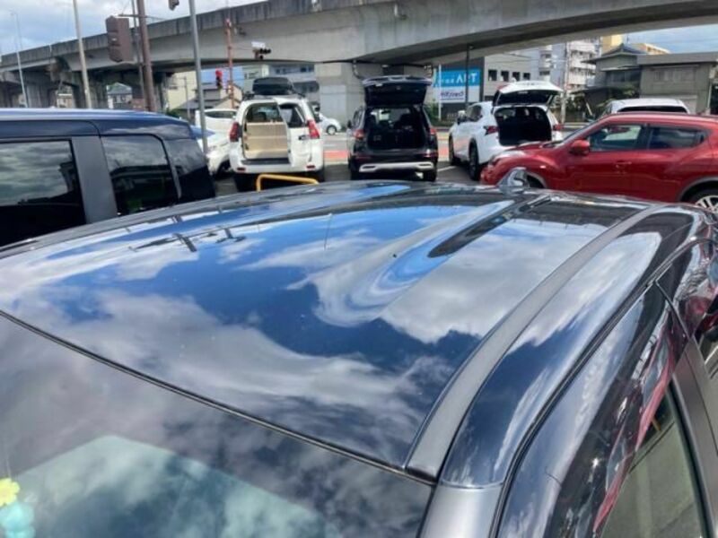 YARIS CROSS