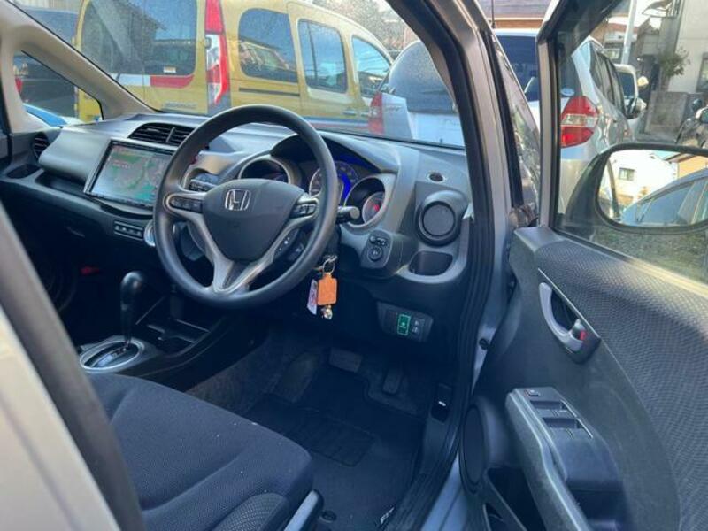FIT HYBRID