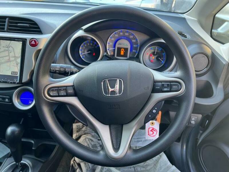 FIT HYBRID