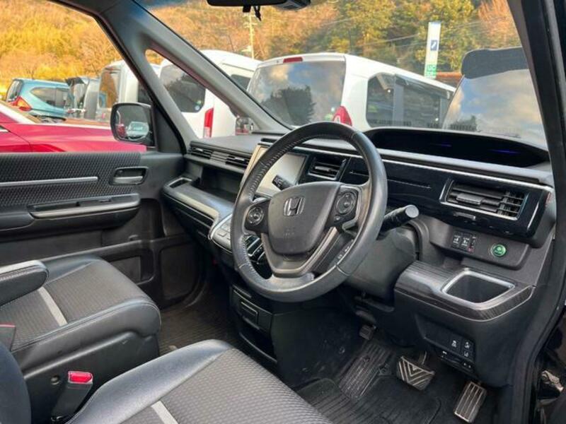 STEPWAGON SPADA