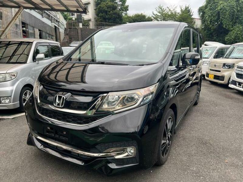 HONDA STEPWAGON SPADA