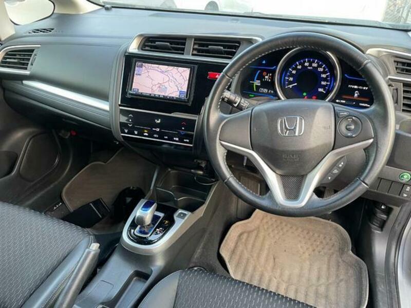 FIT HYBRID