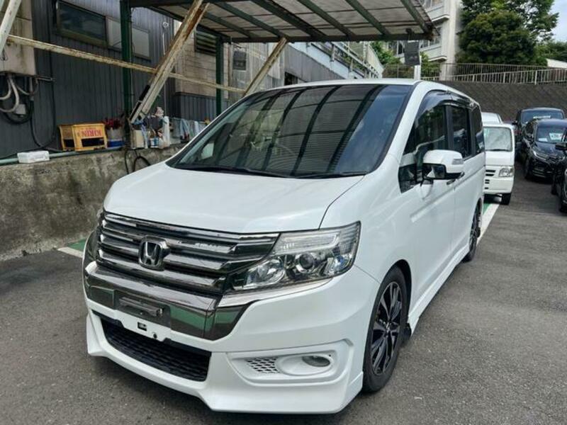 HONDA STEPWAGON SPADA