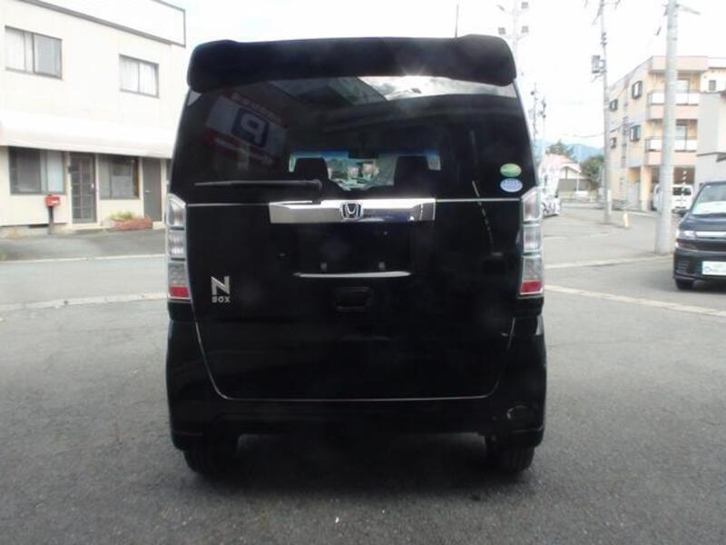 N BOX