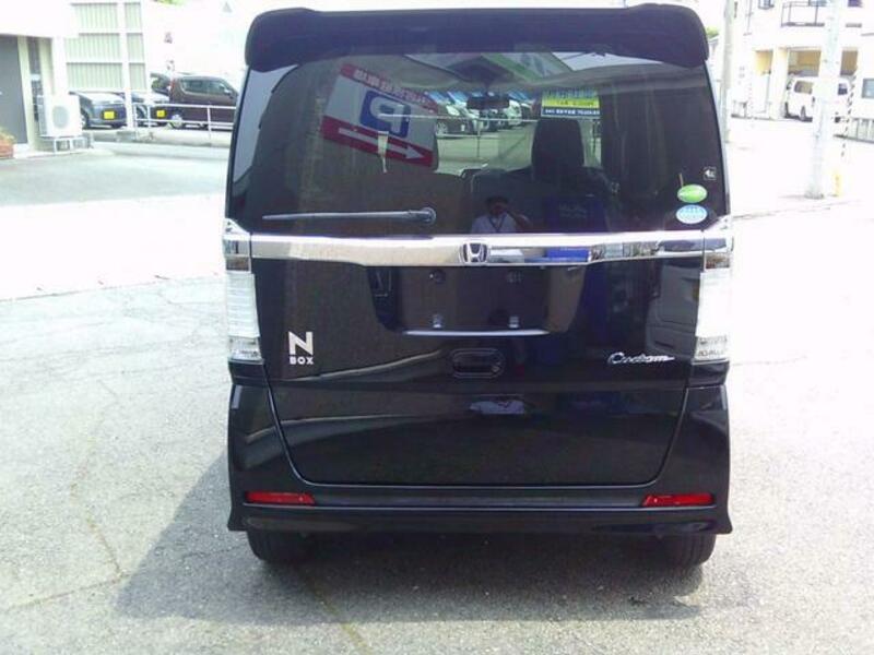 N BOX CUSTOM