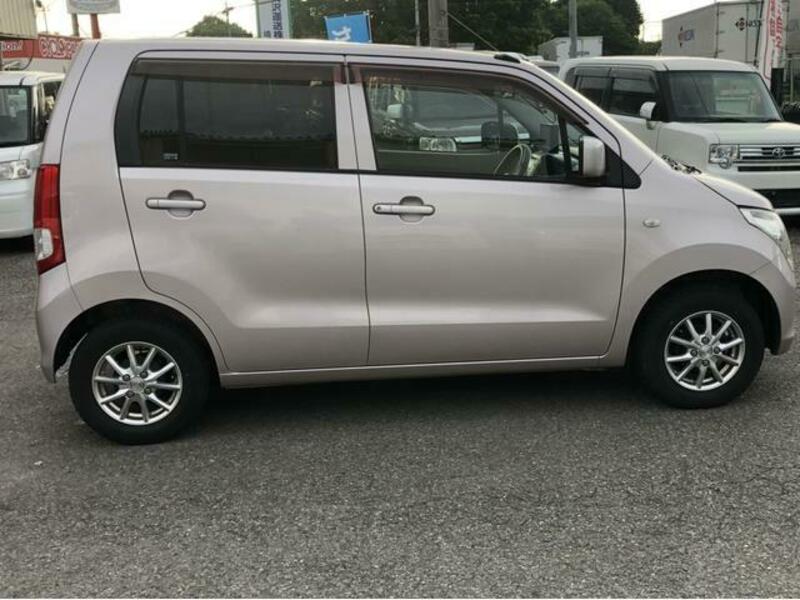 WAGON R