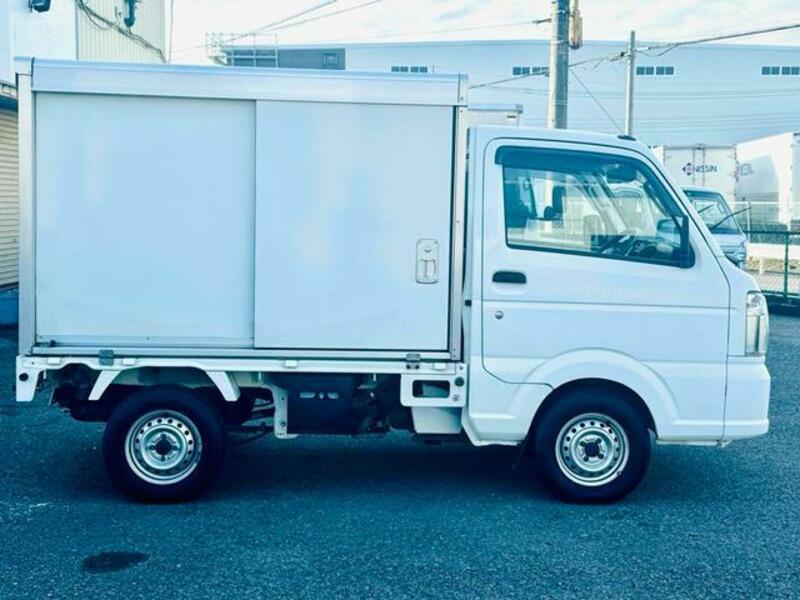 CARRY TRUCK