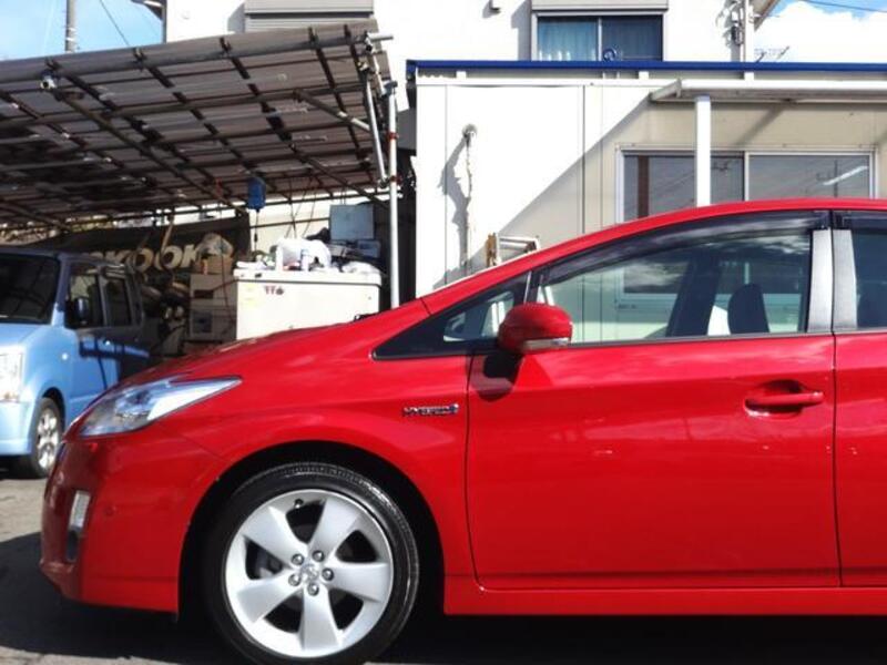 PRIUS