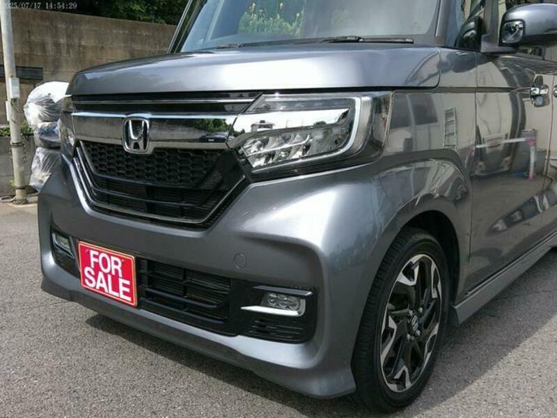 N BOX CUSTOM