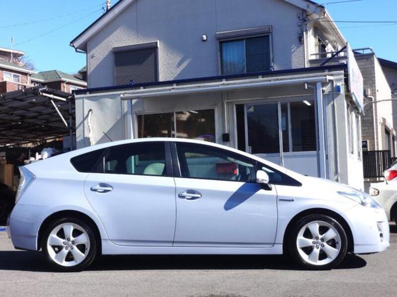 PRIUS