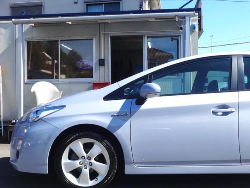 PRIUS