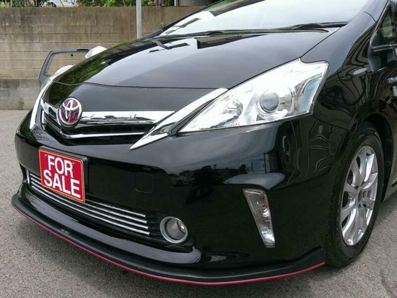 PRIUS ALPHA
