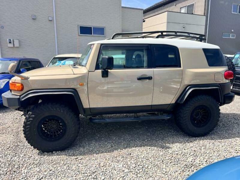 FJ CRUISER