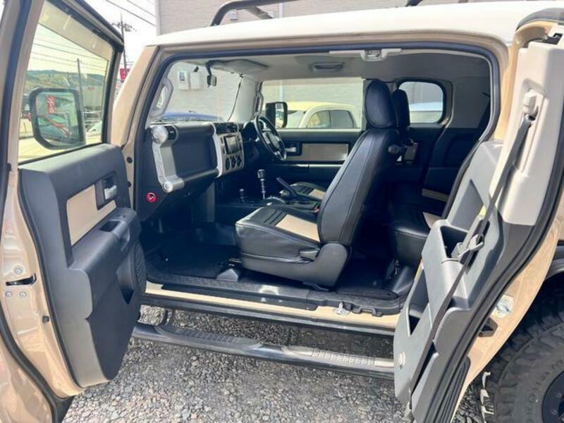 FJ CRUISER