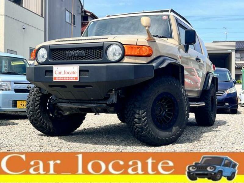 TOYOTA FJ CRUISER