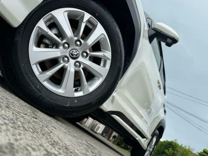 YARIS CROSS