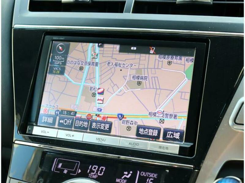 PRIUS ALPHA