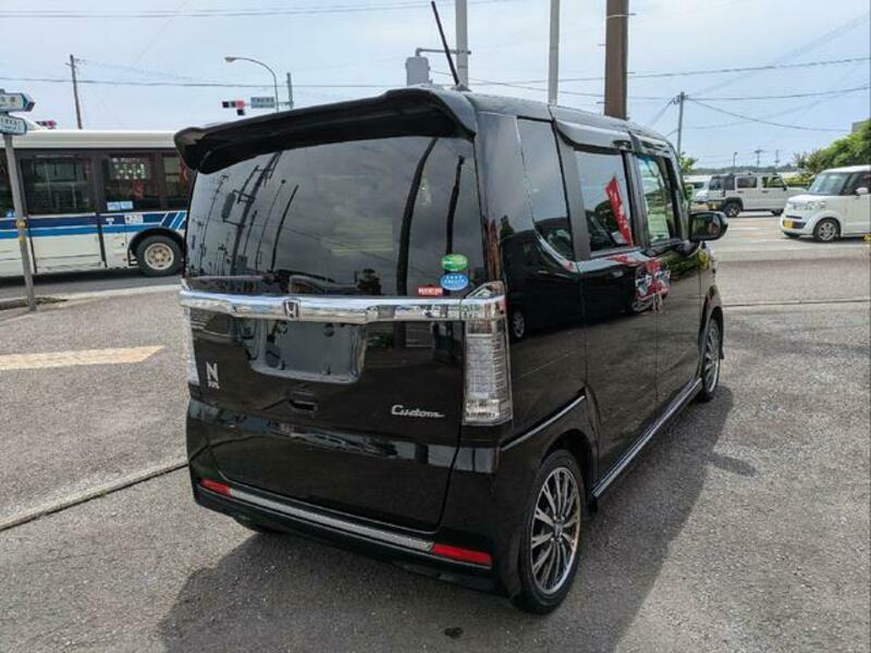 N BOX CUSTOM