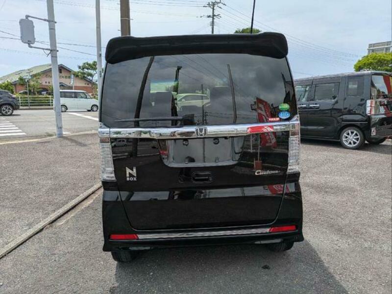 N BOX CUSTOM
