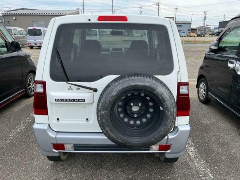 PAJERO MINI