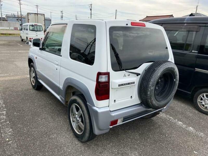 PAJERO MINI