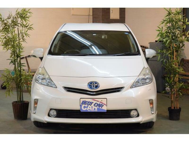 PRIUS ALPHA