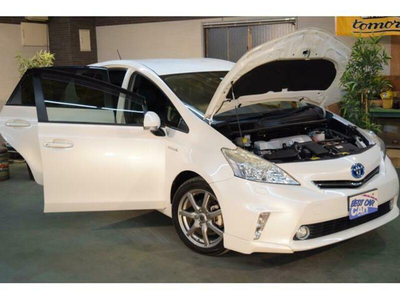 PRIUS ALPHA