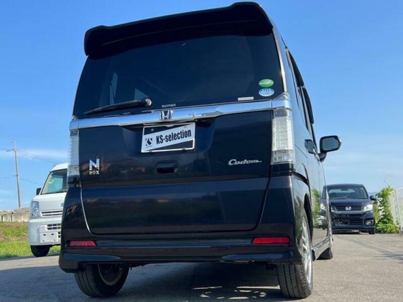 N BOX CUSTOM
