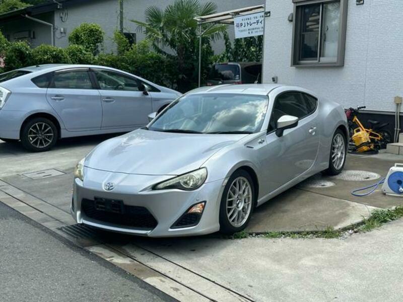 86