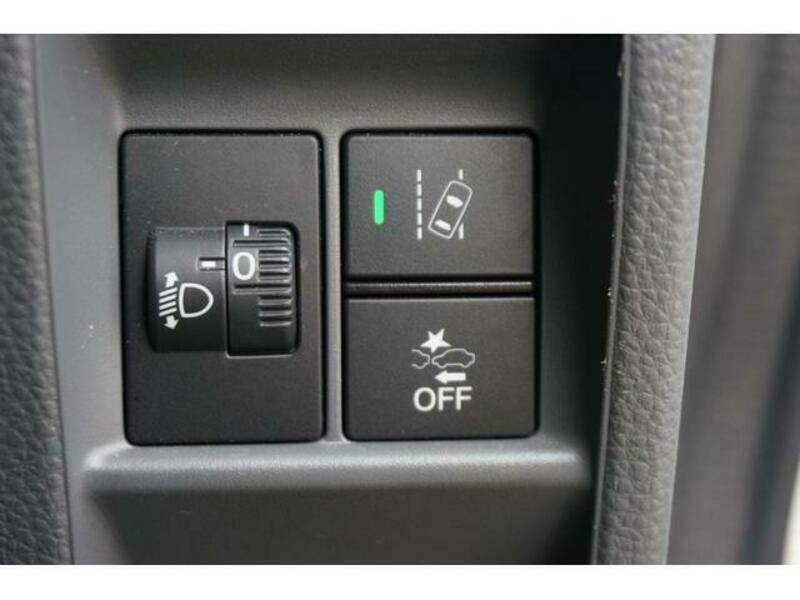 N-VAN
