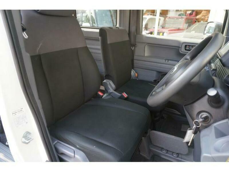 N-VAN