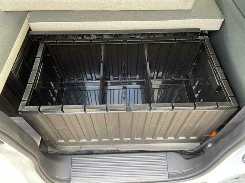 N-VAN