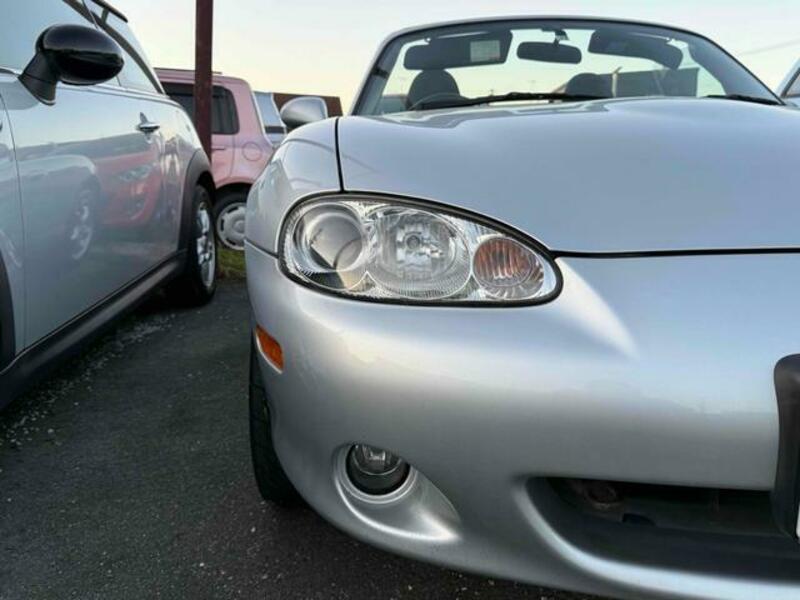 ROADSTER