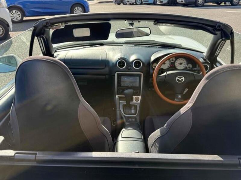 ROADSTER